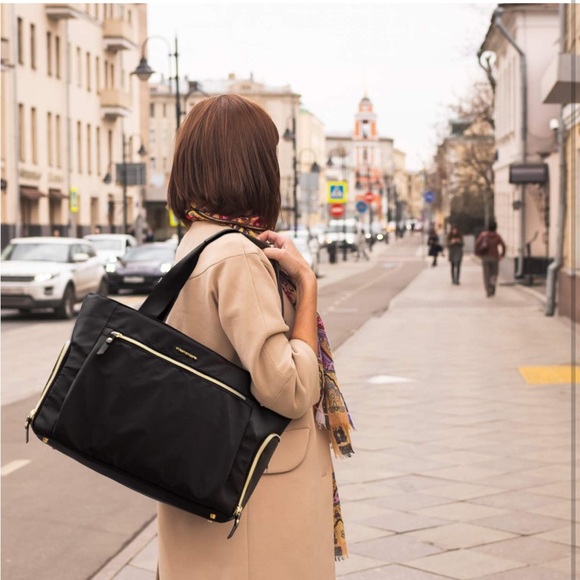 Breast Pump Bag by Mommore- Great for Working/Traveling moms! - Picture 7 of 11